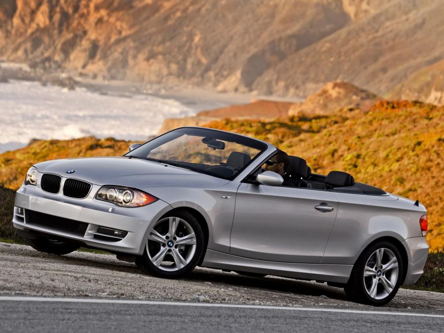  BMW 128i Convertible 2008 года  (US) (фото 11 из 12)